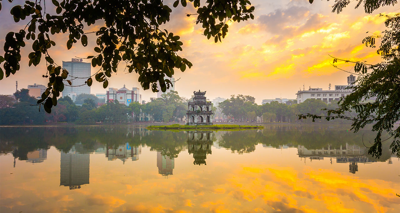 hoan-kiem-lake-hanoi-1.jpg