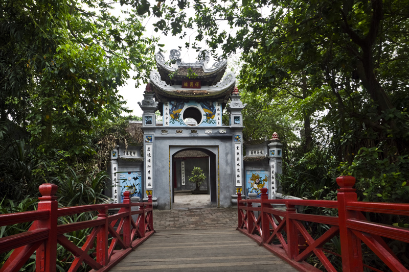 Ngoc-son-temple-hanoi-local-tour.jpg