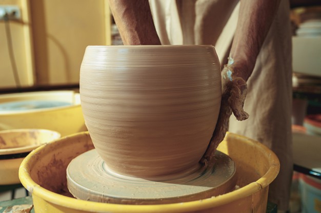 make pottery.jpg